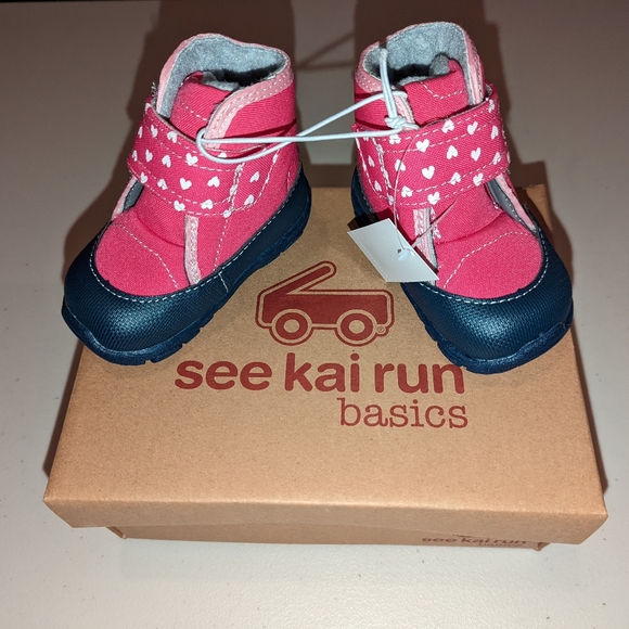 Toddler Girl's Boots - Picture 1 of 3